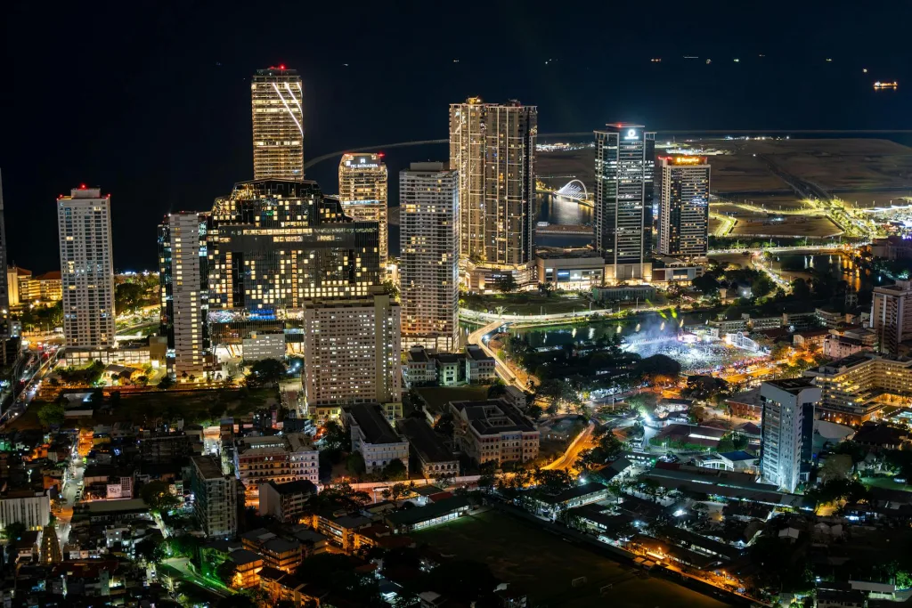 Guide: Landing Sri Lanka's LKR 300K IT Jobs with Global Clients