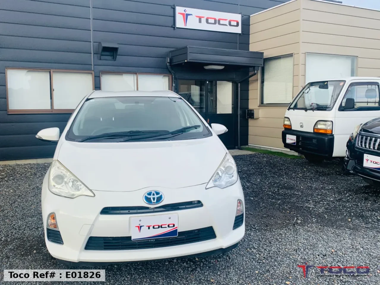 2012 TOYOTA AQUA — photo 7