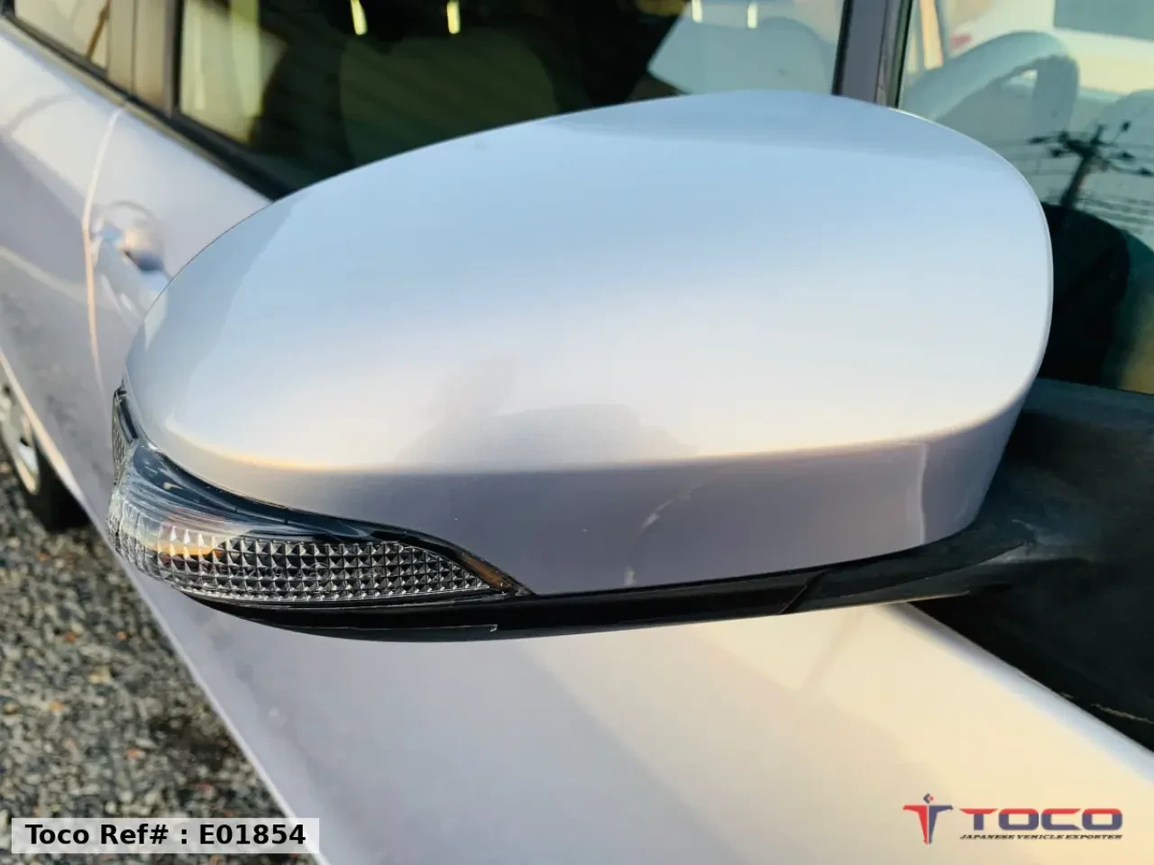 2013 TOYOTA VITZ — photo 29