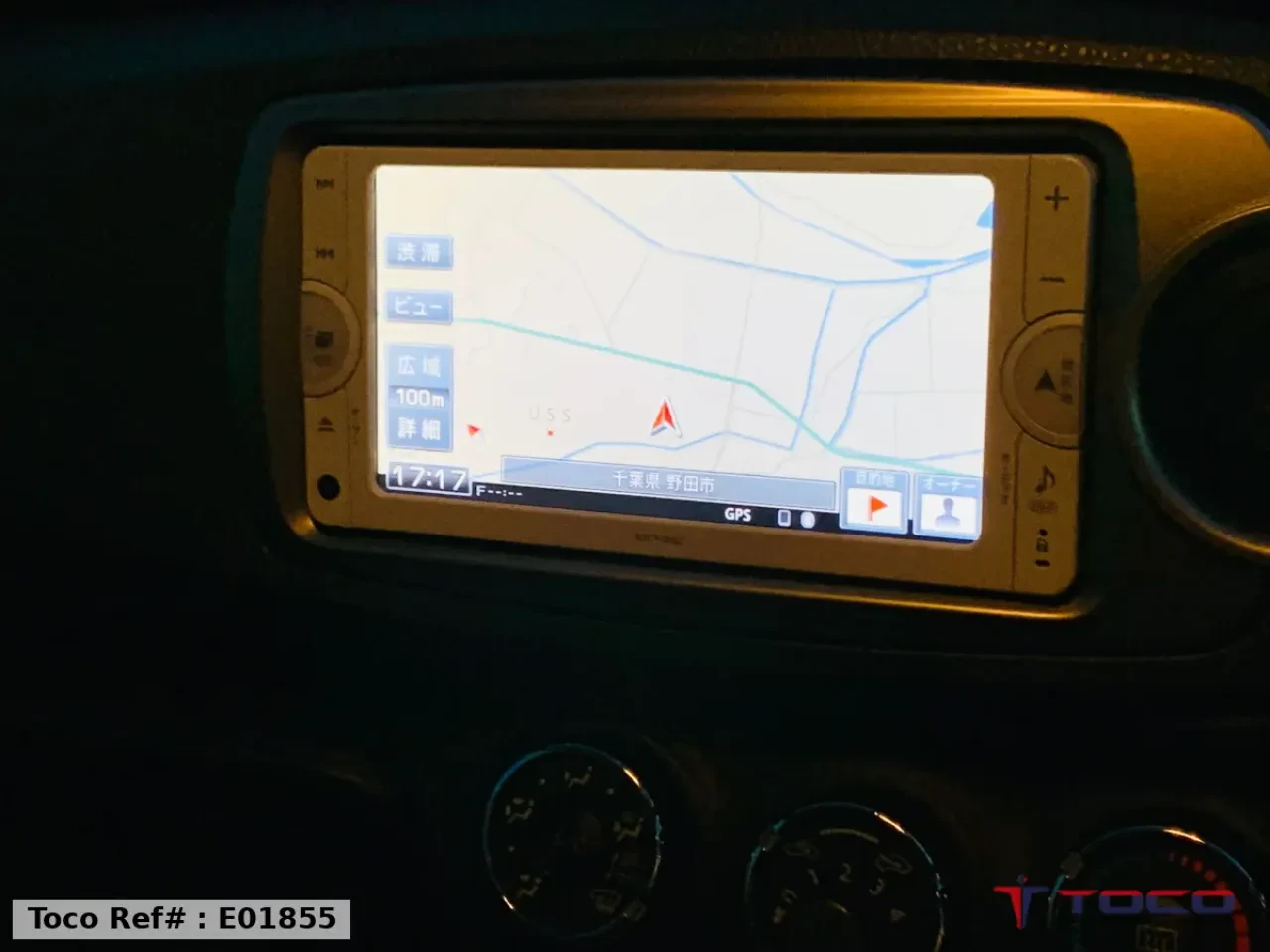 2012 TOYOTA VITZ — photo 17