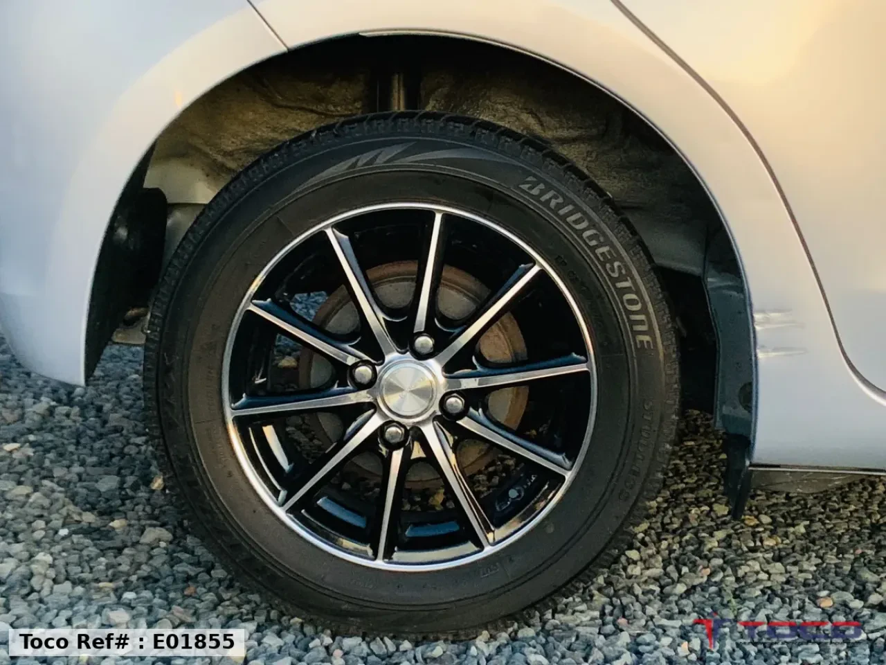 2012 TOYOTA VITZ — photo 29
