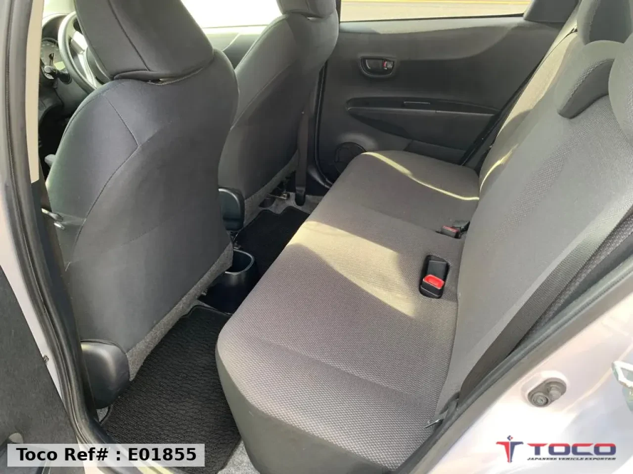 2012 TOYOTA VITZ — photo 15