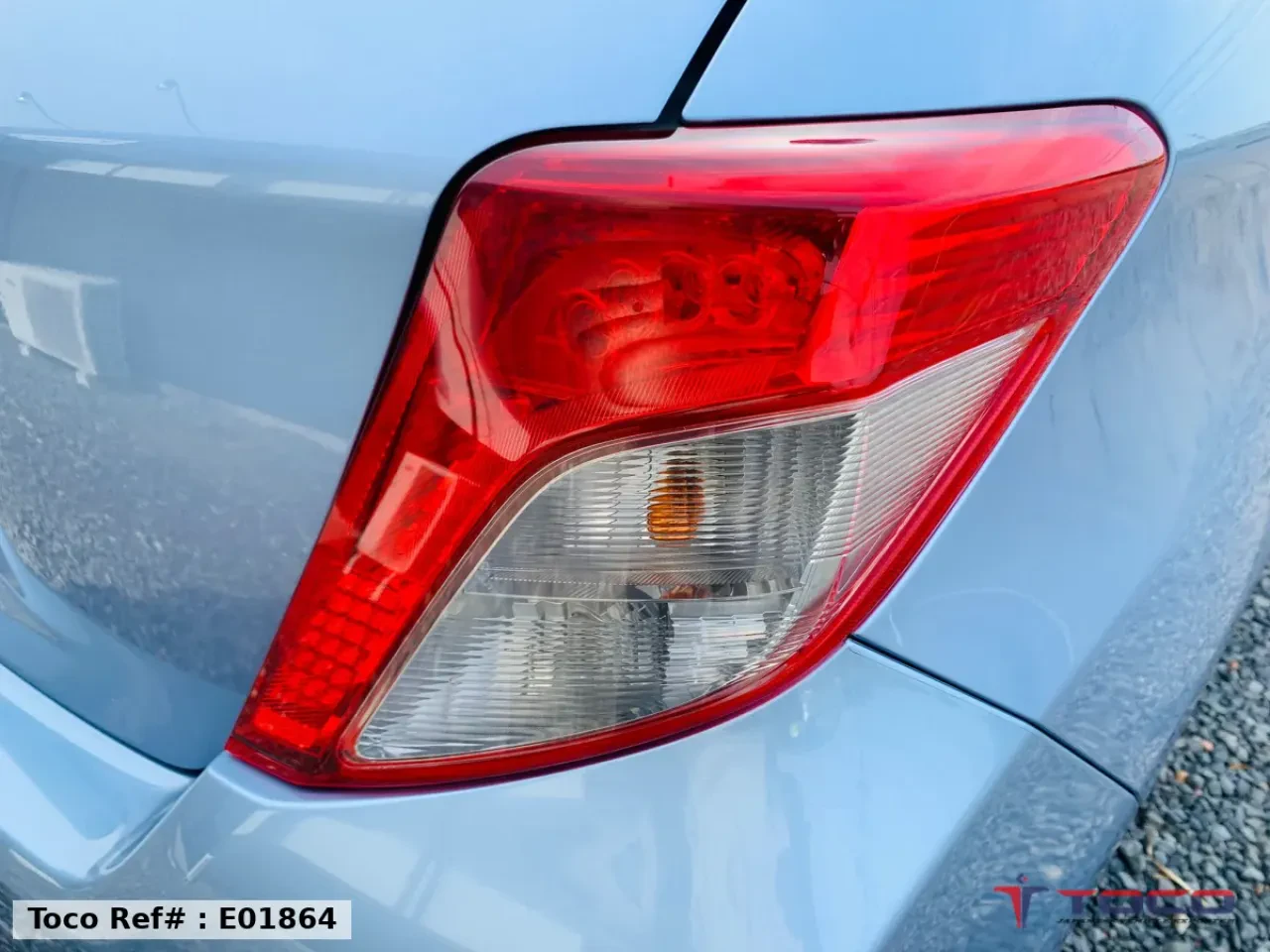 2011 TOYOTA VITZ — photo 26