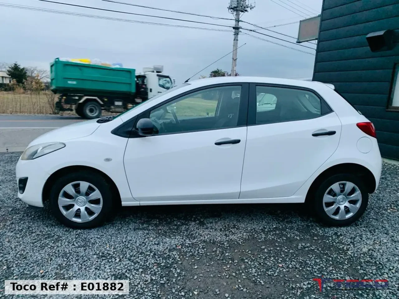 2011 MAZDA DEMIO — photo 4