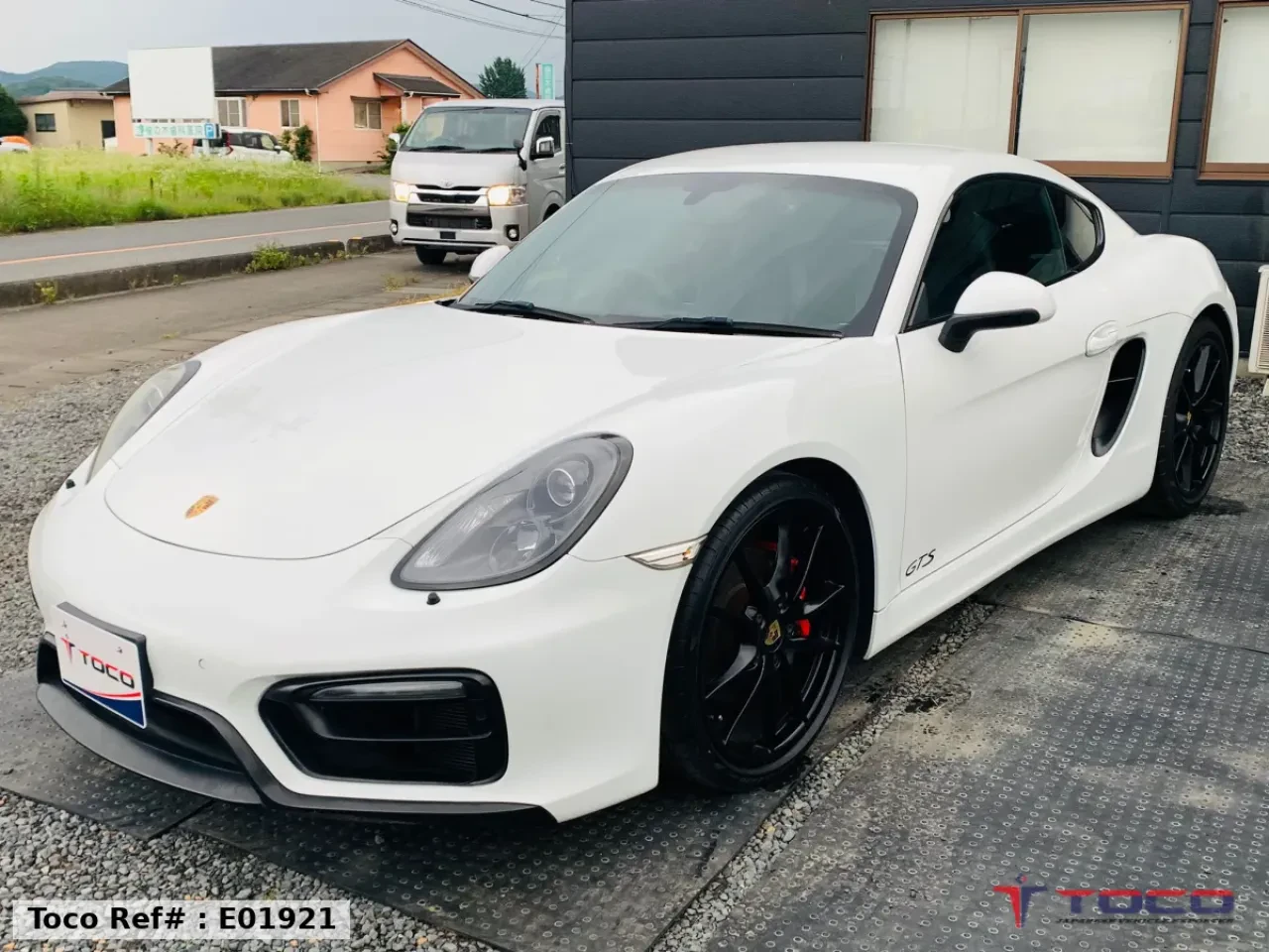 2015 Porsche Cayman GTS — photo 2