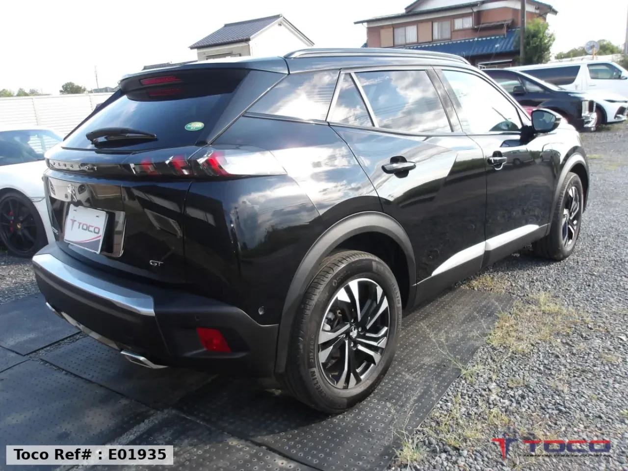 2021 PEUGEOT 2008 — photo 4