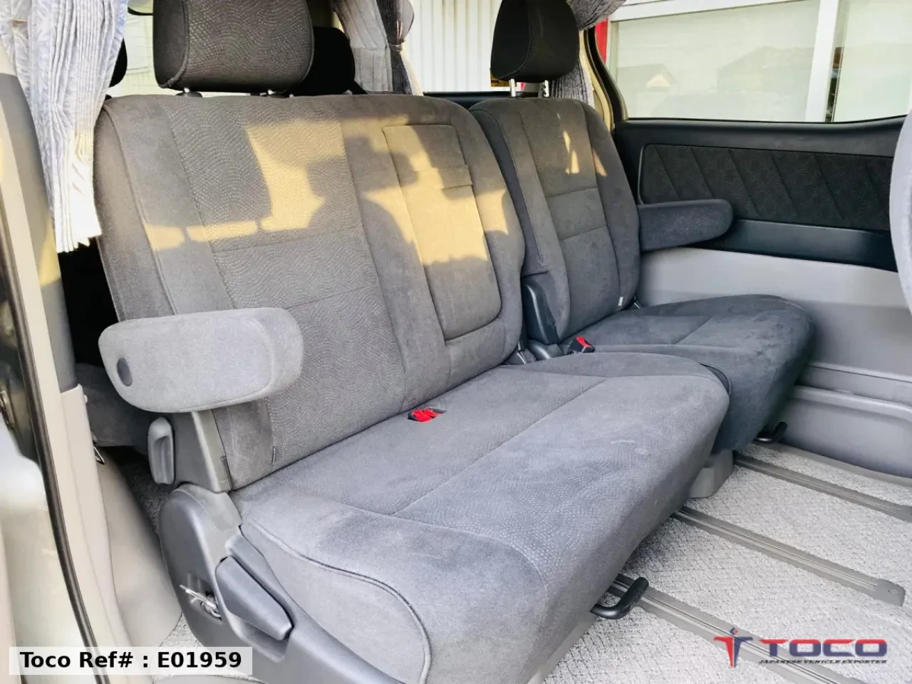 2006 TOYOTA ALPHARD — photo 13