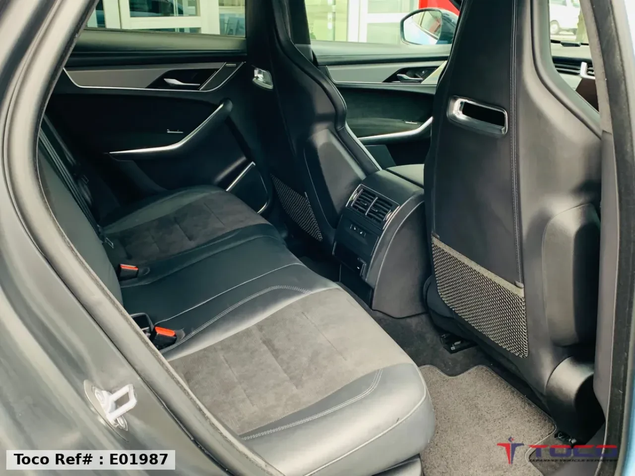 2022 - JAGUAR F PACE — photo 22