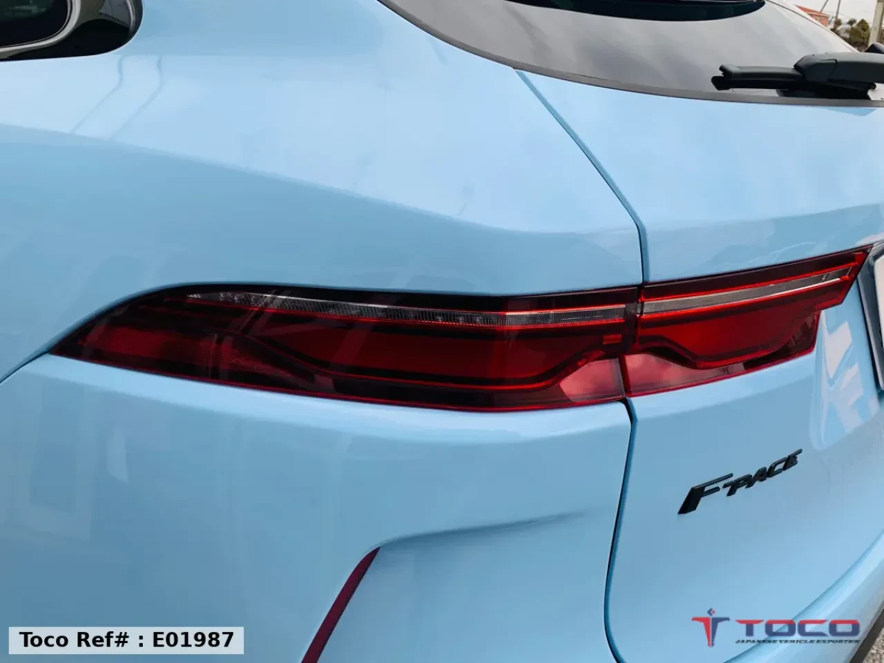 2022 - JAGUAR F PACE — photo 10