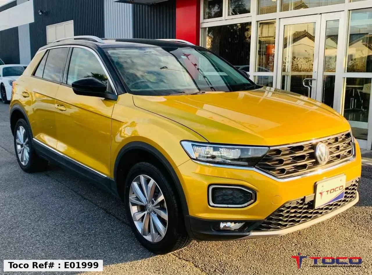 2021 Volkswagen T-Roc — photo 1