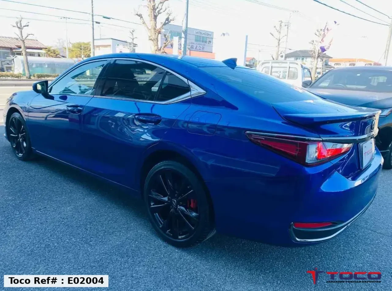 2023 LEXUS ES — photo 5