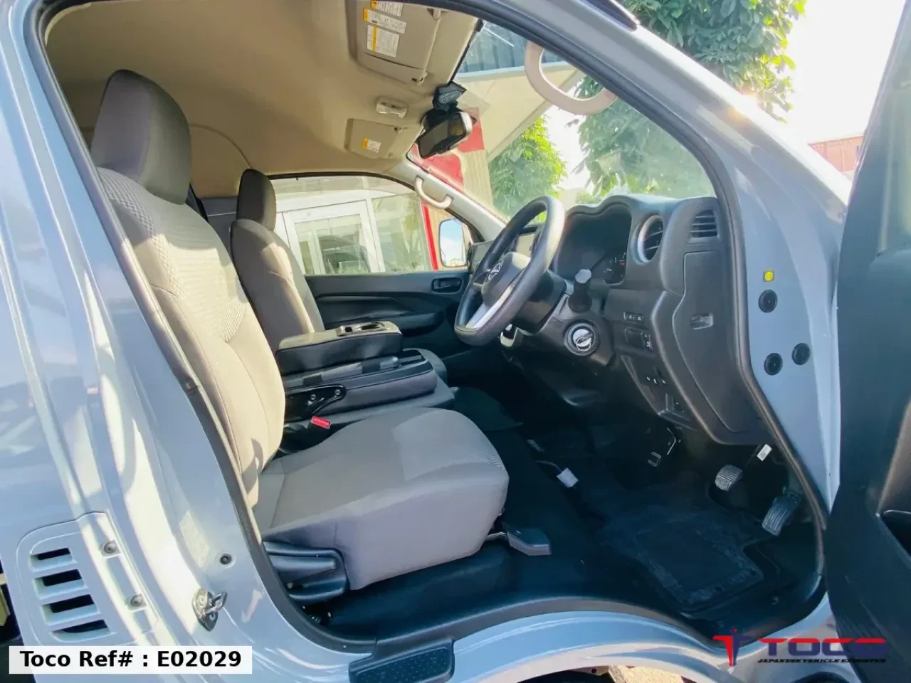 2024 NISSAN CARAVAN — photo 30