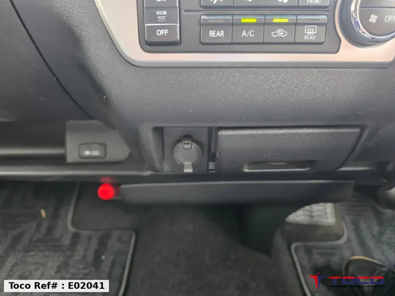 2021 TOYOTA HIACE WAGON — photo 28