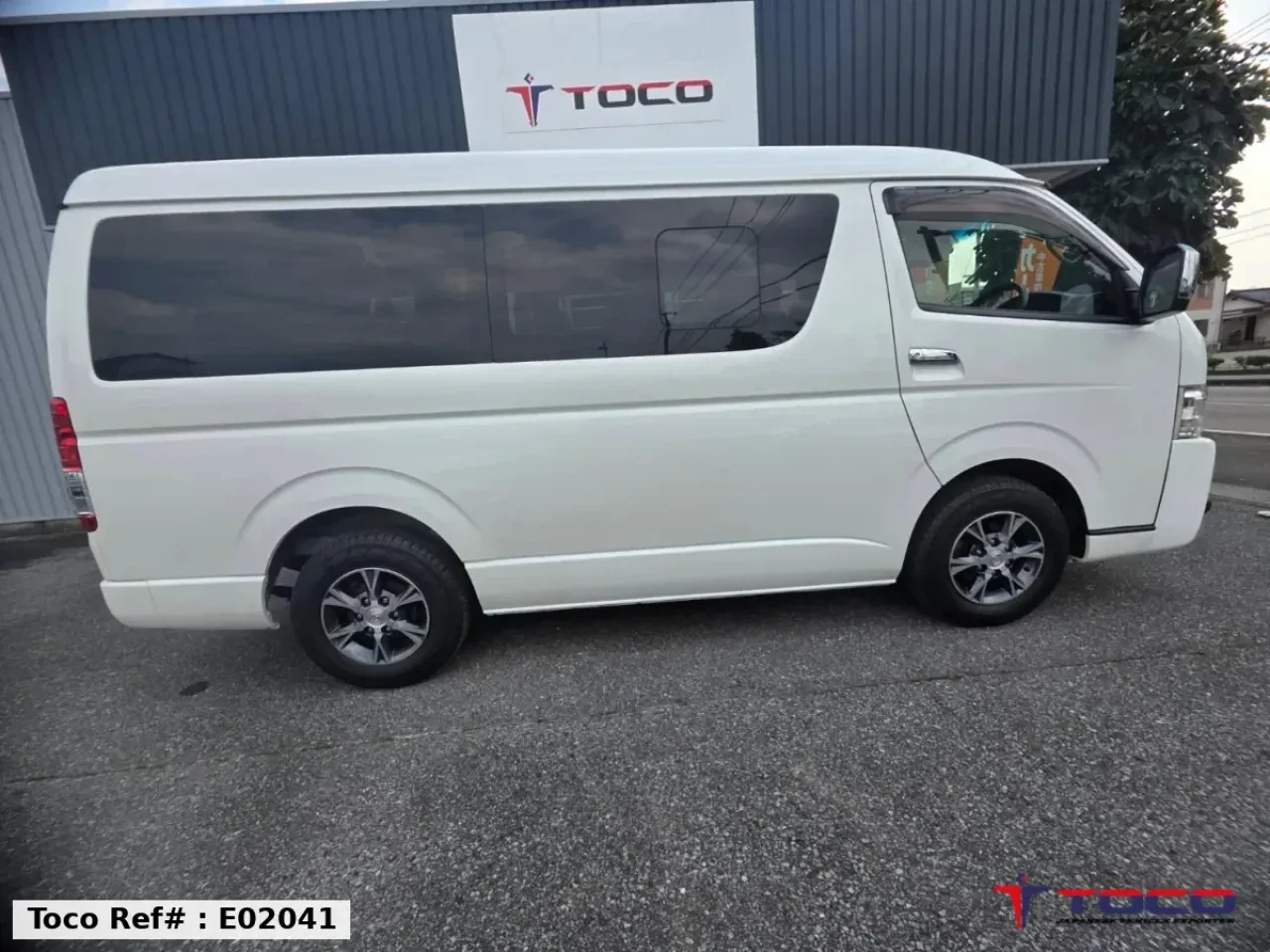 2021 TOYOTA HIACE WAGON — photo 3