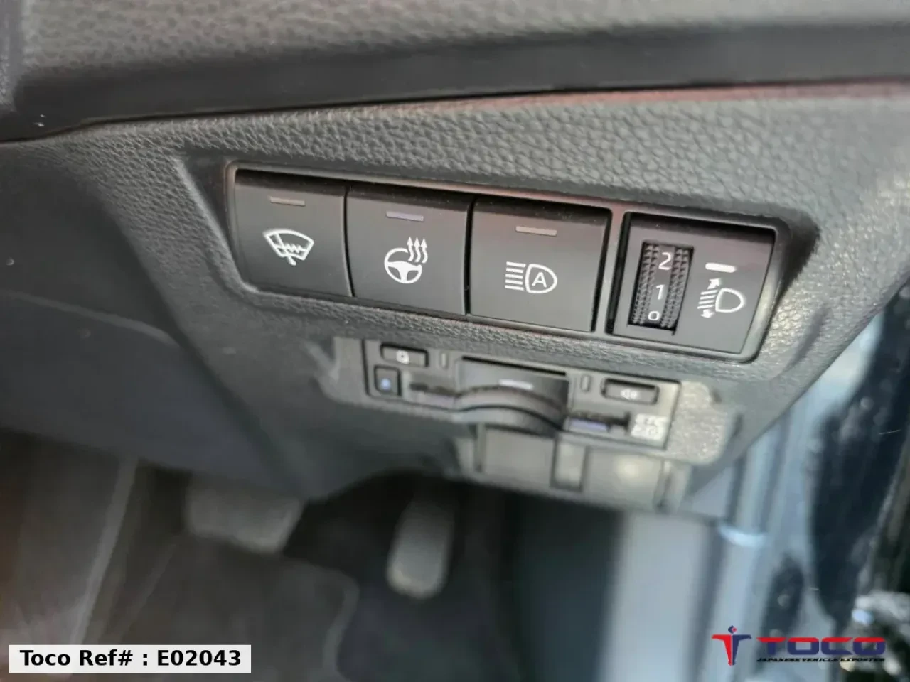 2024 TOYOTA COROLLA CROSS — photo 32