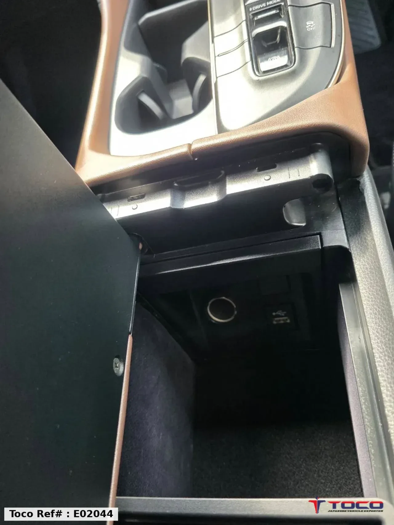 2023 TOYOTA CROWN HYBRID — photo 14