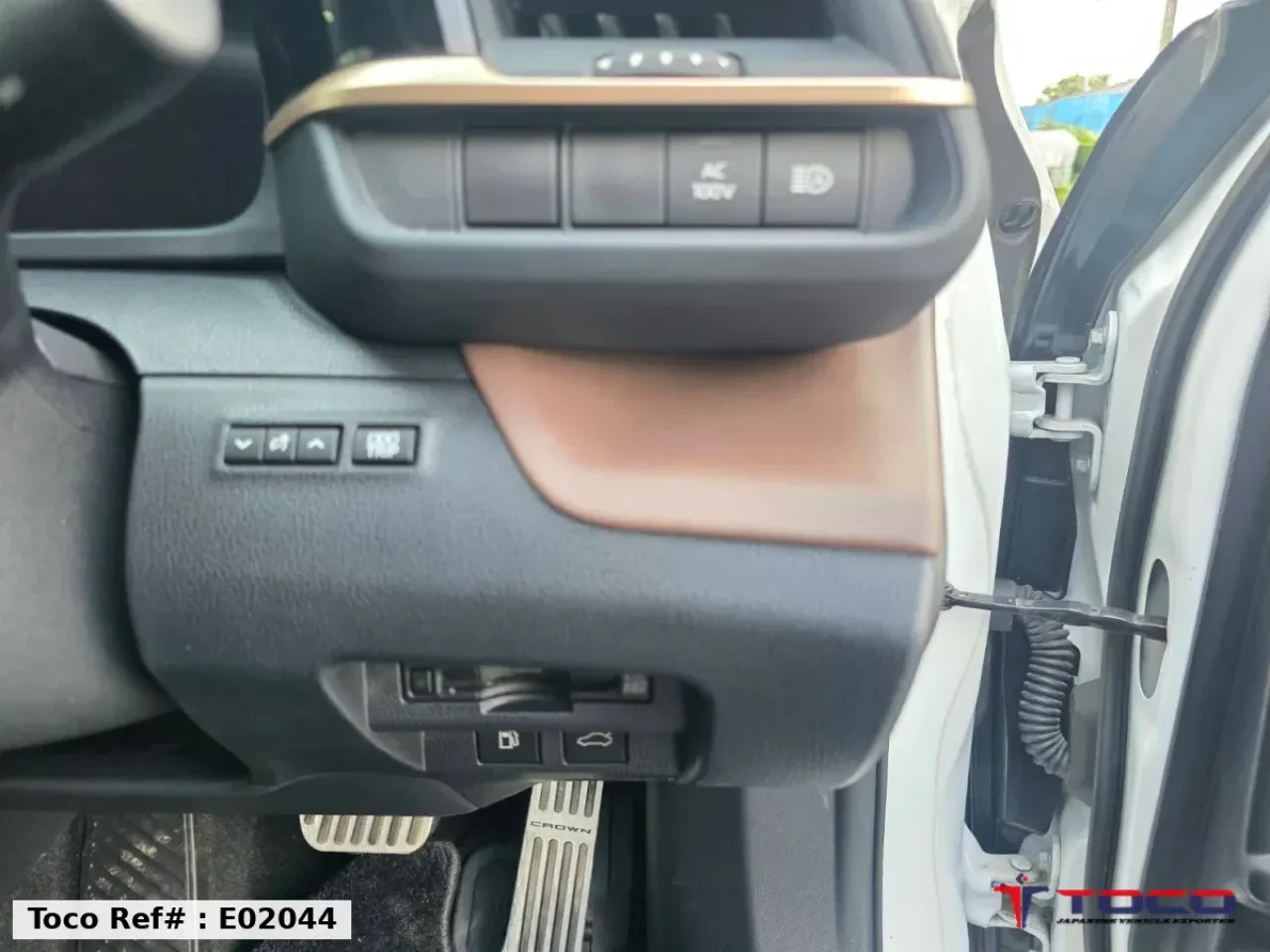 2023 TOYOTA CROWN HYBRID — photo 11