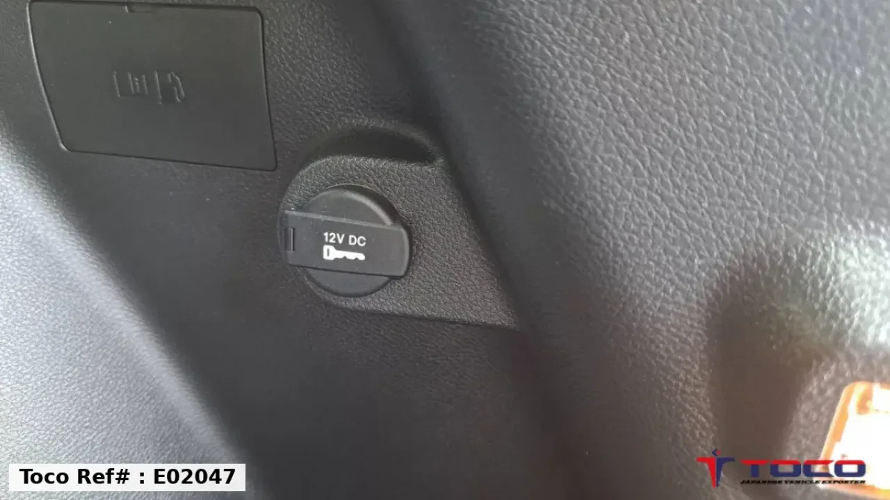 2024 JEEP Commander Limited — photo 27