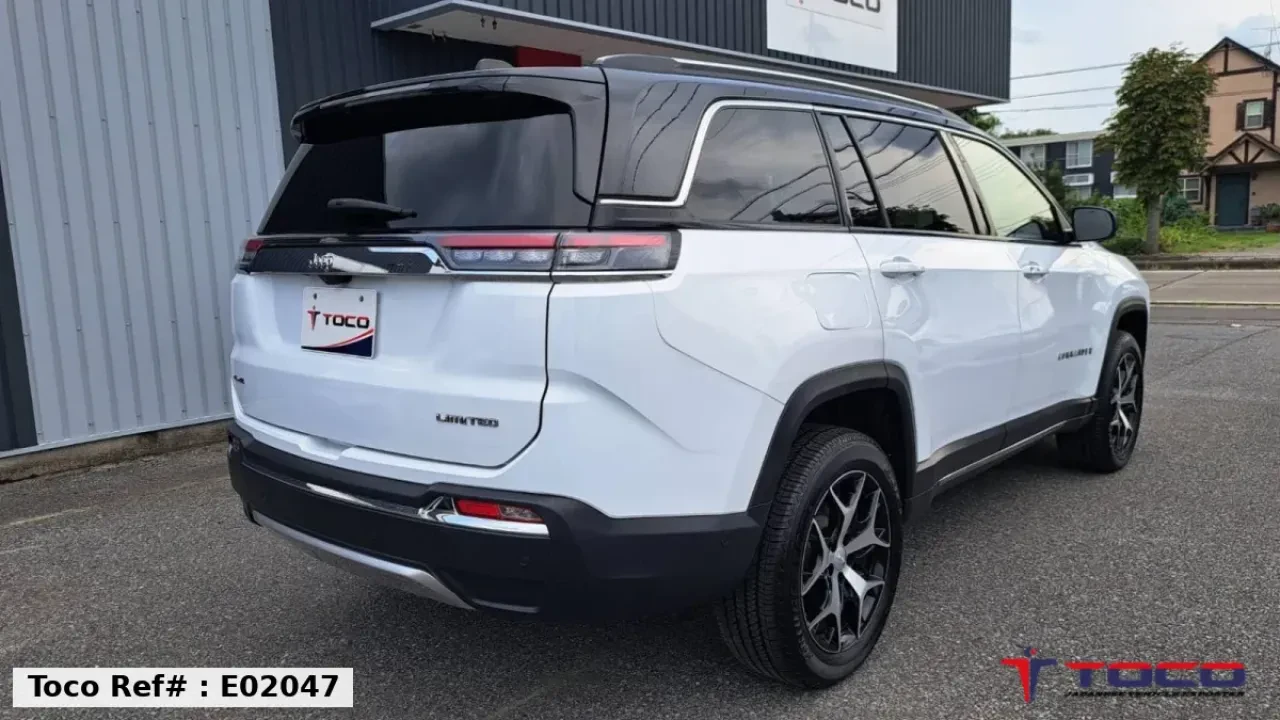 2024 JEEP Commander Limited — photo 5