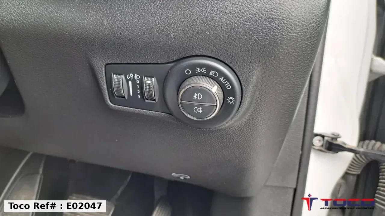 2024 JEEP Commander Limited — photo 26
