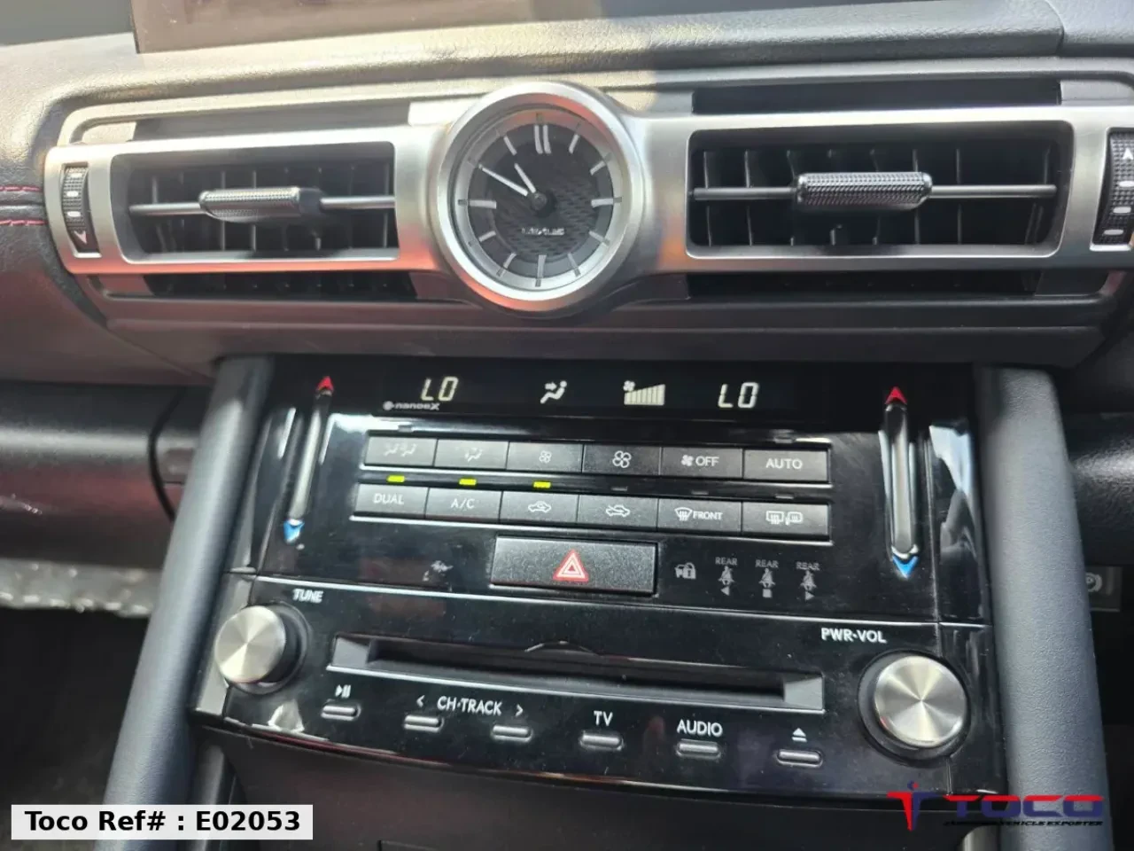2022 LEXUS IS — photo 11
