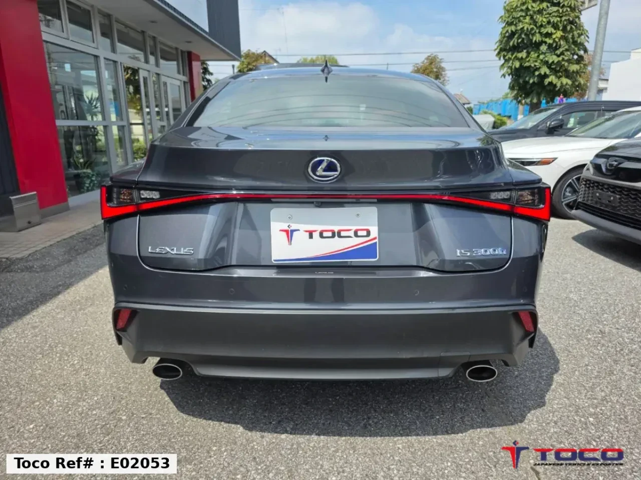 2022 LEXUS IS — photo 7