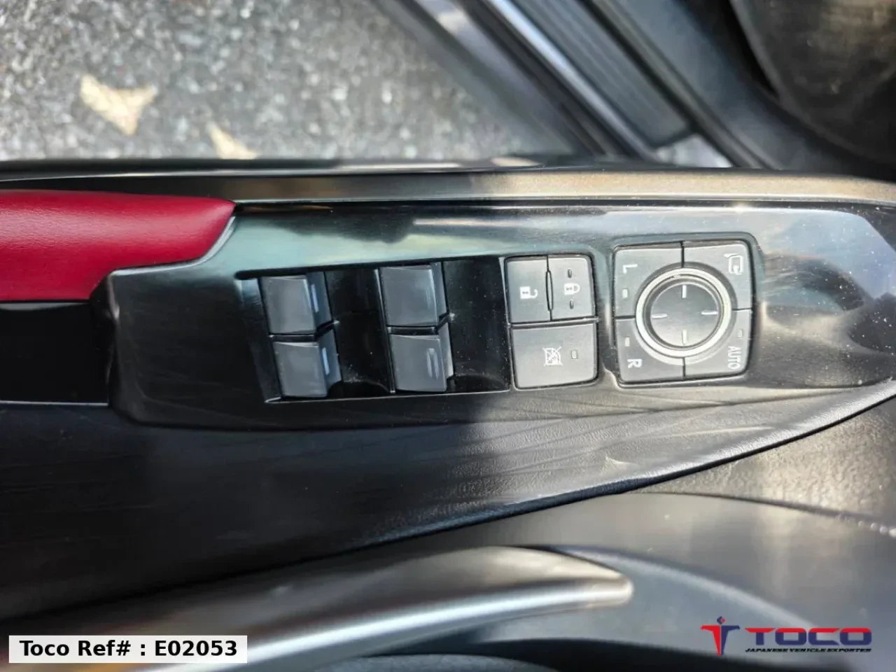 2022 LEXUS IS — photo 27