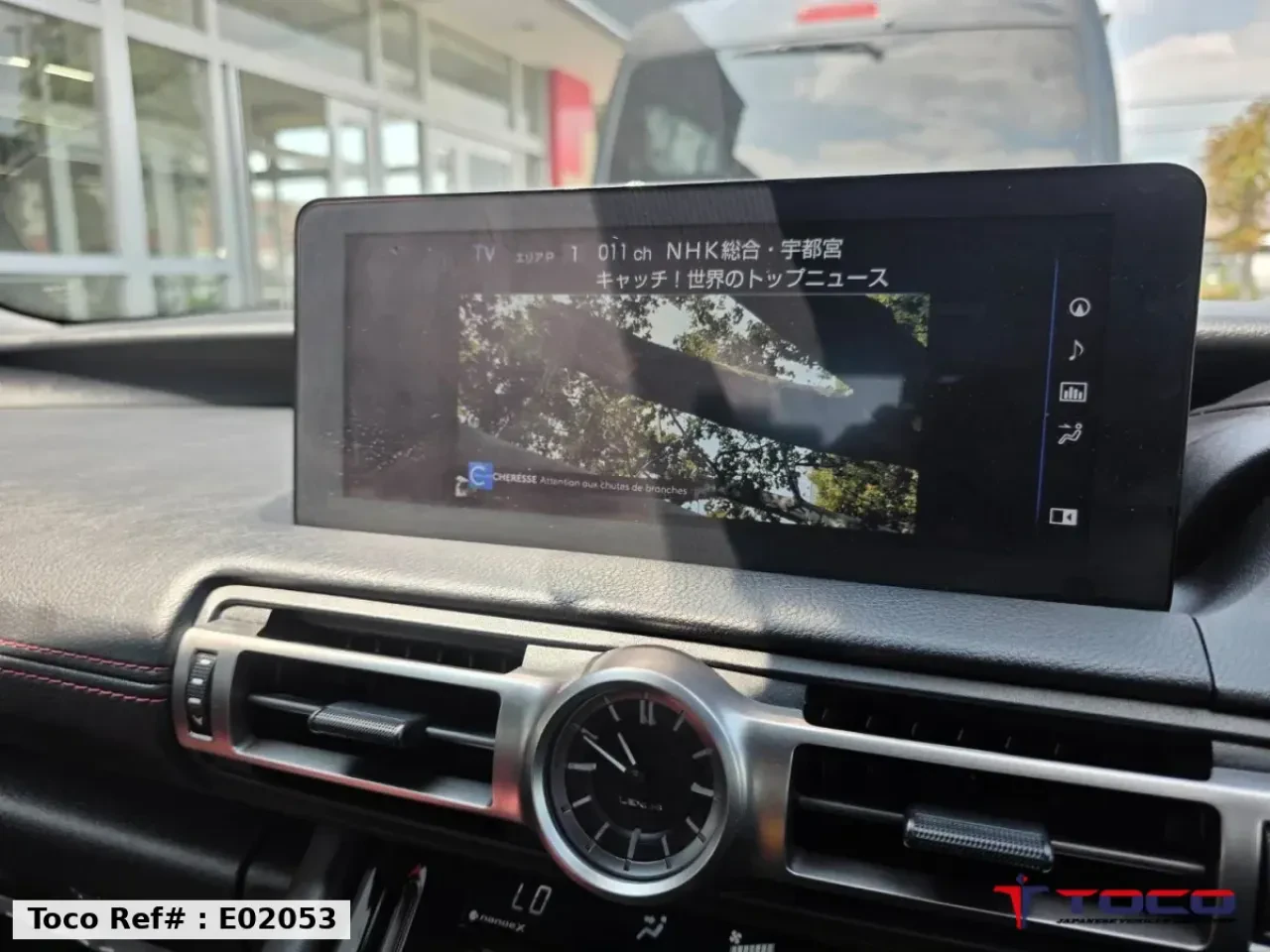 2022 LEXUS IS — photo 13
