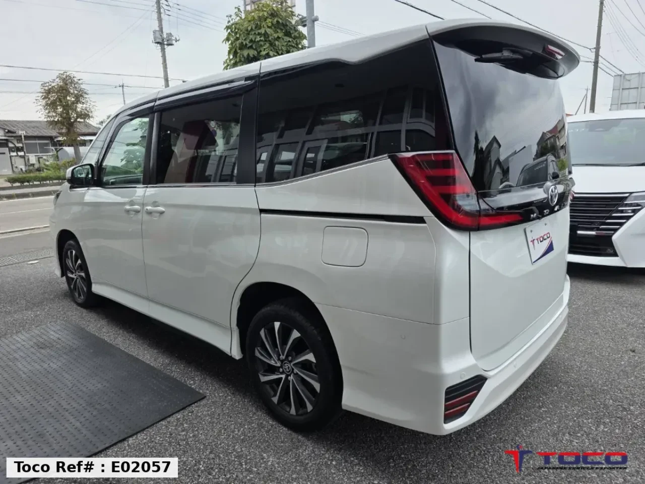 2025 TOYOTA NOAH — photo 3
