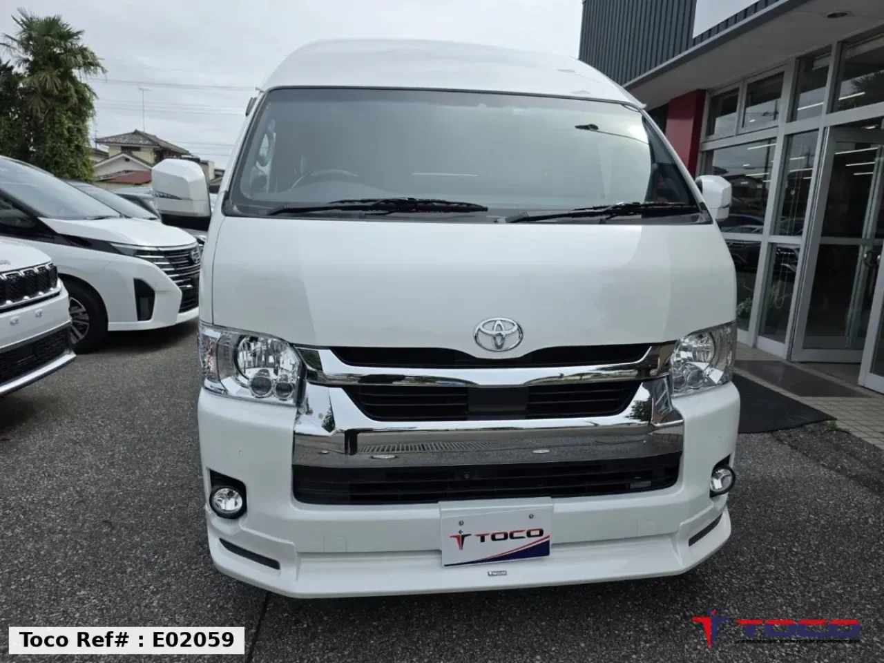 2022 TOYOTA HIACE COMMUTER — photo 3