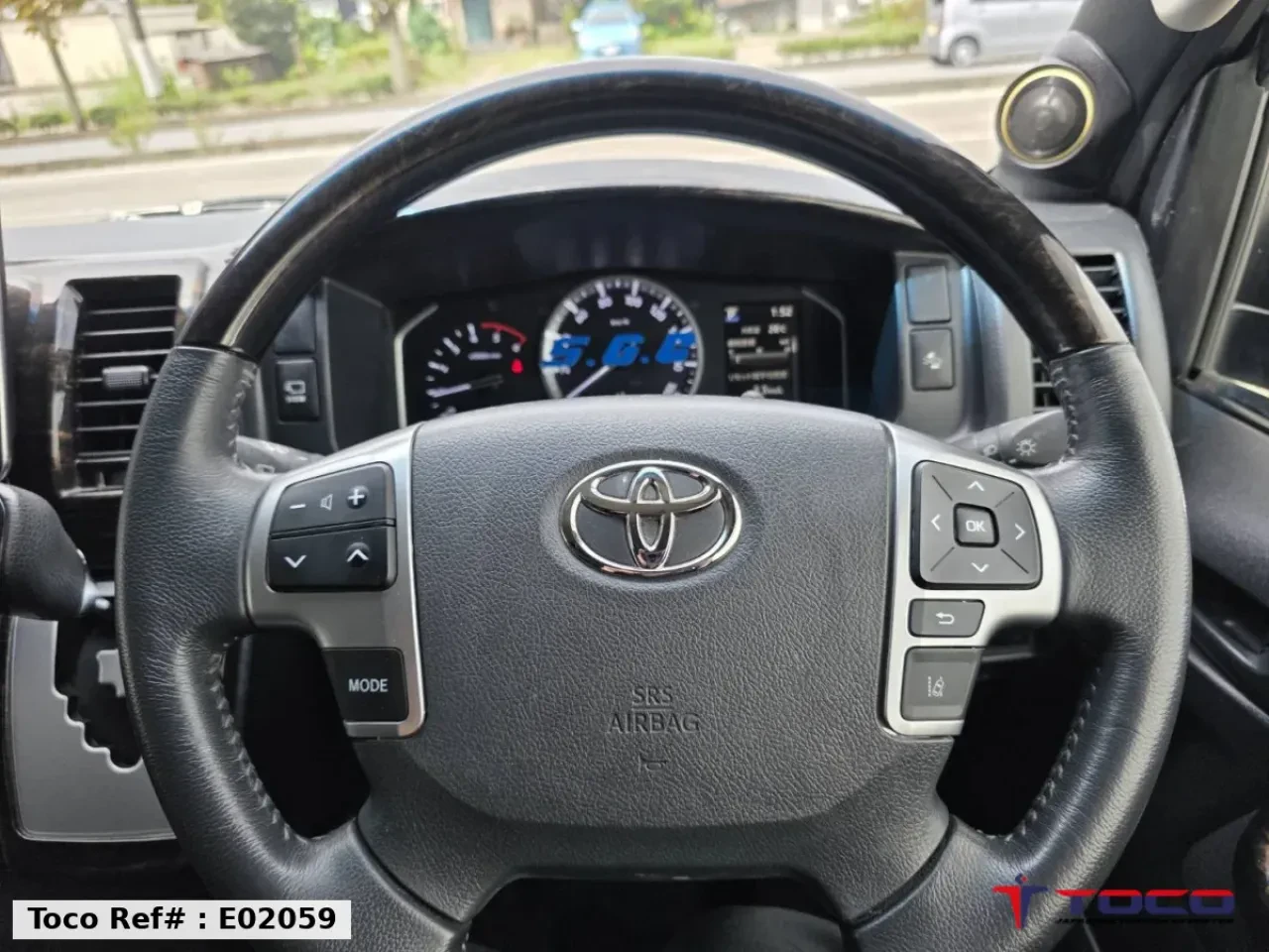 2022 TOYOTA HIACE COMMUTER — photo 14