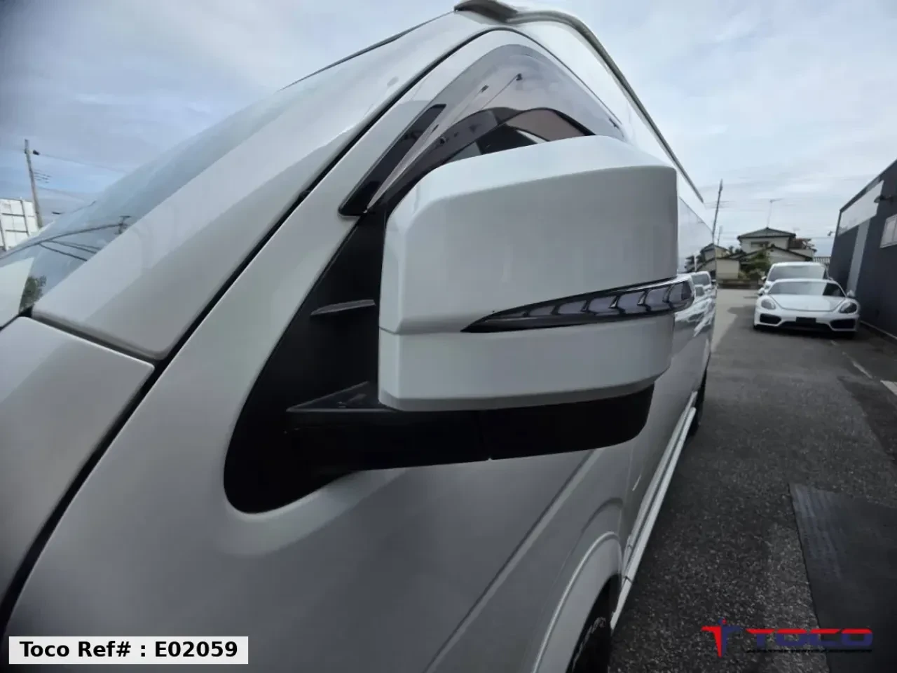 2022 TOYOTA HIACE COMMUTER — photo 12