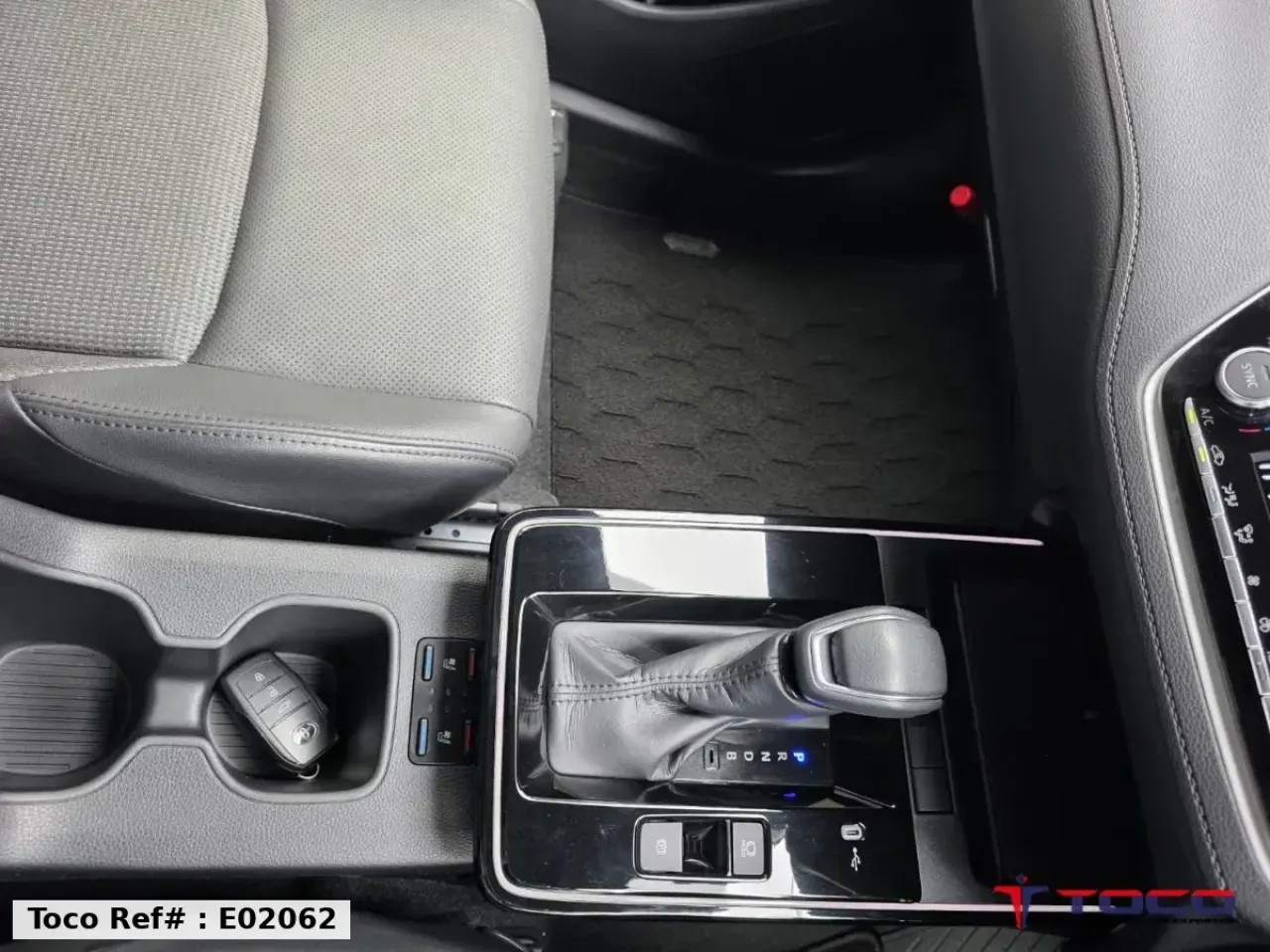 2026 TOYOTA Corolla Cross Hybrid  — photo 16