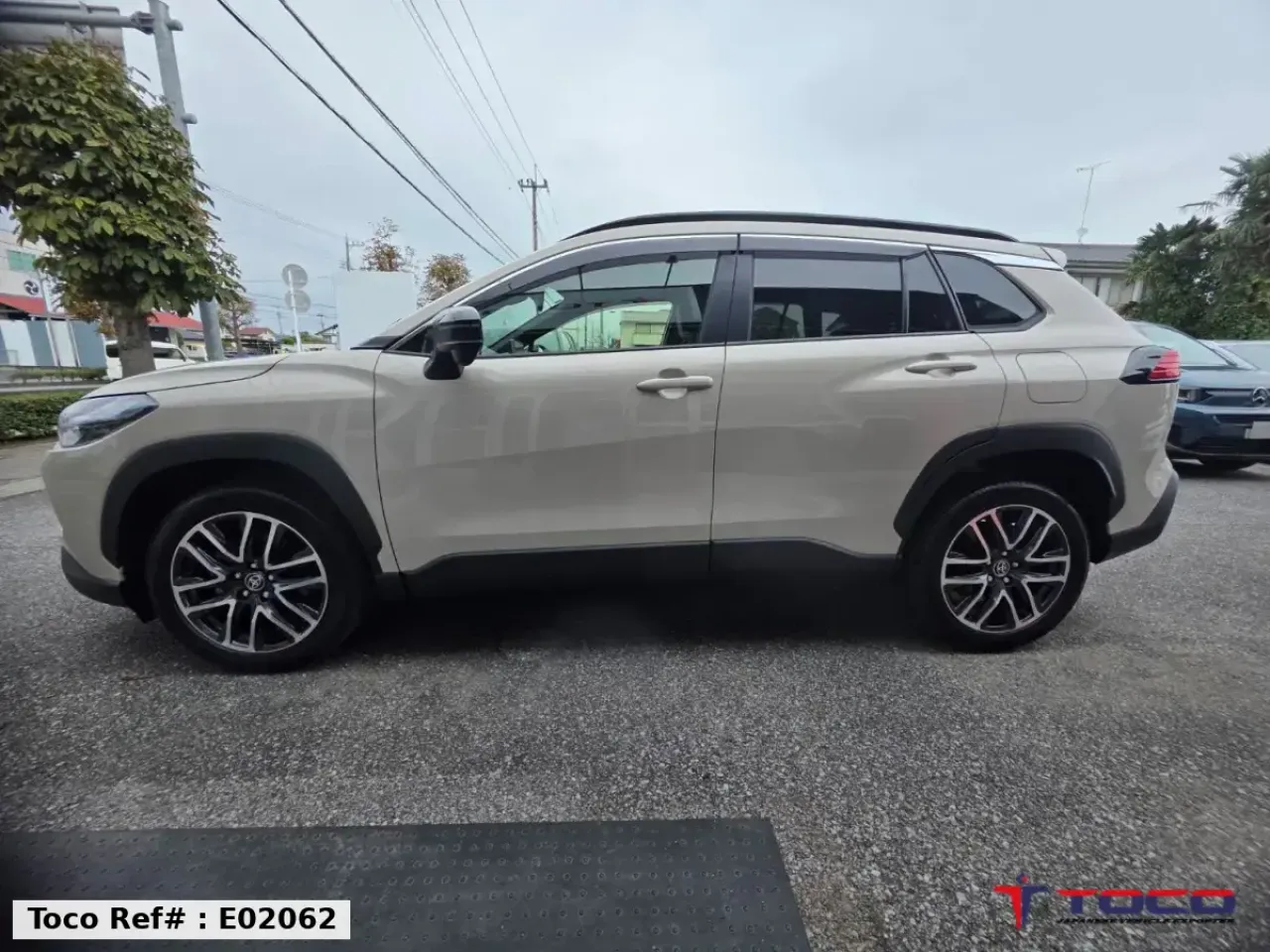 2026 TOYOTA Corolla Cross Hybrid  — photo 6